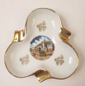 Collectable ashtray